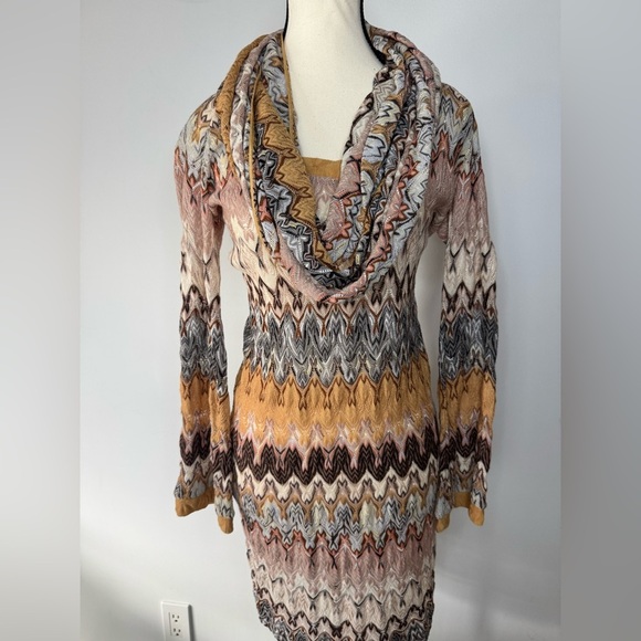 Vintage Missoni Knit Chevron Dress with Scarf and Lining - size IT 42 / US 6 - Picture 3 of 17